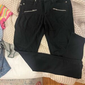 Black Pants with Zipper Details